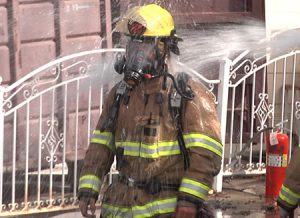 کنترل ایمنی آتش‌نشان‌ها در زمان کار در حرارت