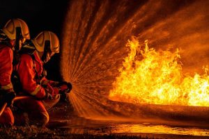 فوم اطفای حریق منحصربفرد خیس معدنی صنعت آتشنشانی را متحول می کند + فیلم
