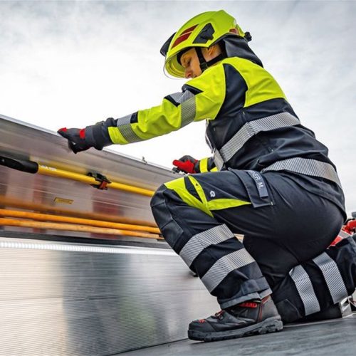 سبک ترین لباس آتشنشانی در ایران متعلق به چه برندی است؟!