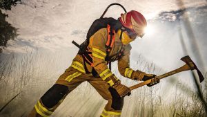 سبک ترین لباس آتشنشانی در ایران متعلق به چه برندی است؟!