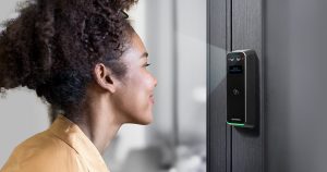 دستگاه تشخیص چهره بدون نمایشگر برای افزایش امنیت داده‌