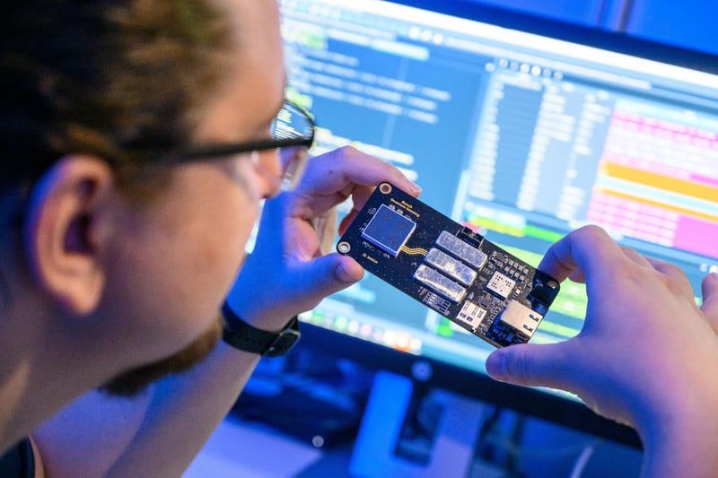 حسگر کوانتومی بوش تحولی بنیادین در اقتصاد صنایع بزرگ و کوچک