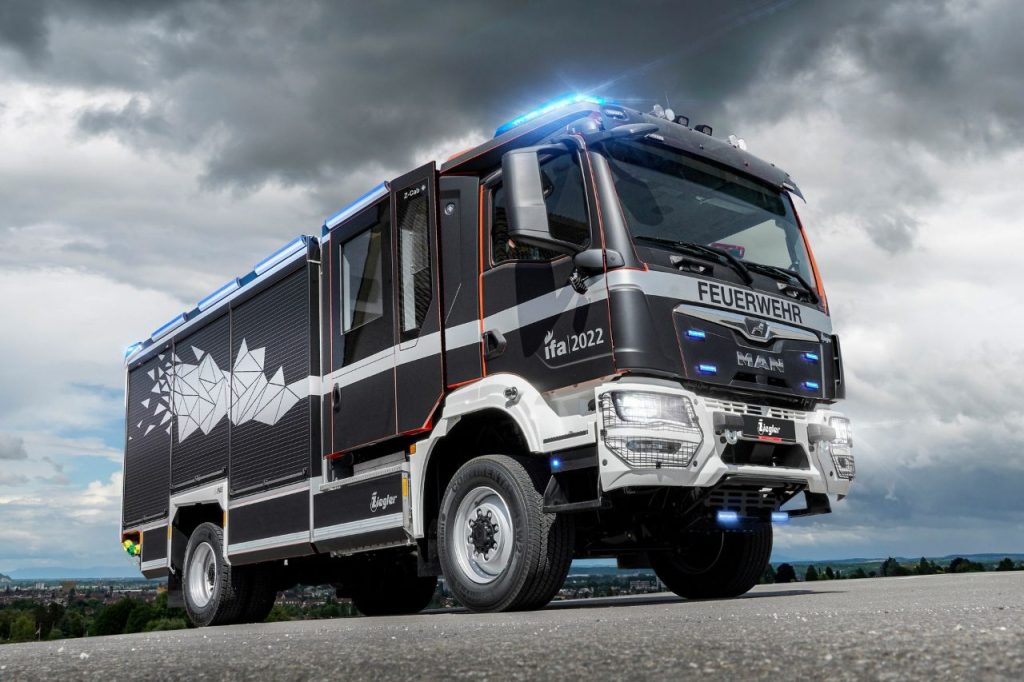 چرا خودروهای آتش‌نشانی قرمز هستند؟